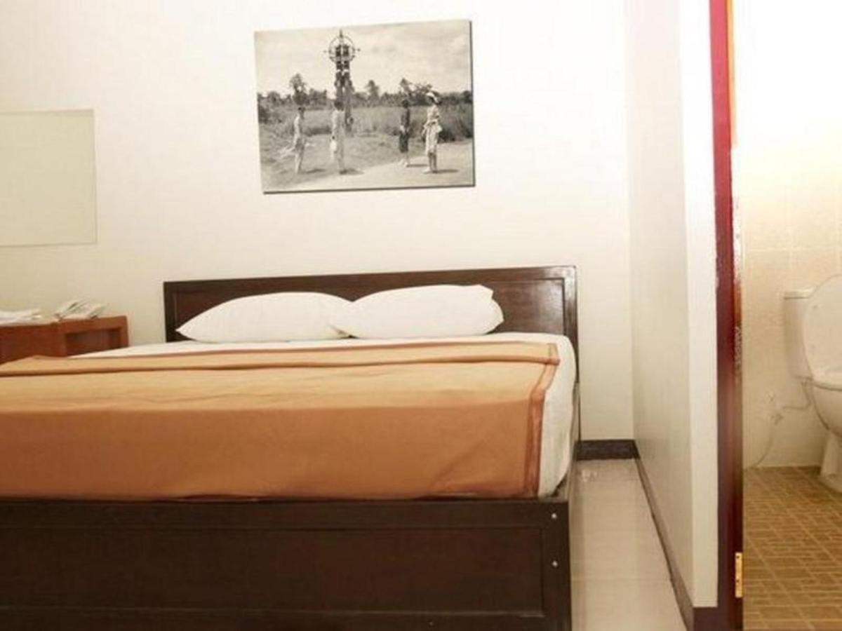 Hotel Aroma Inn Pontianak Eksteriør billede